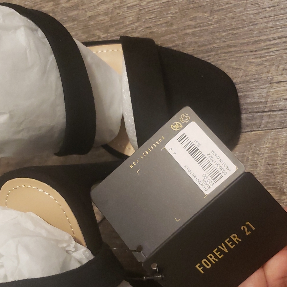 🆕️Open toe strap heel - Picture 6 of 7